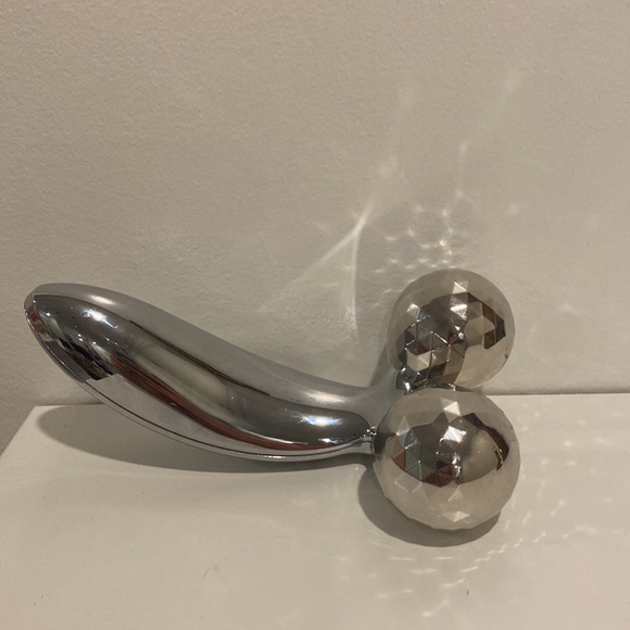 ReFa Carat Ray skin firming tool - Picture 2 of 4